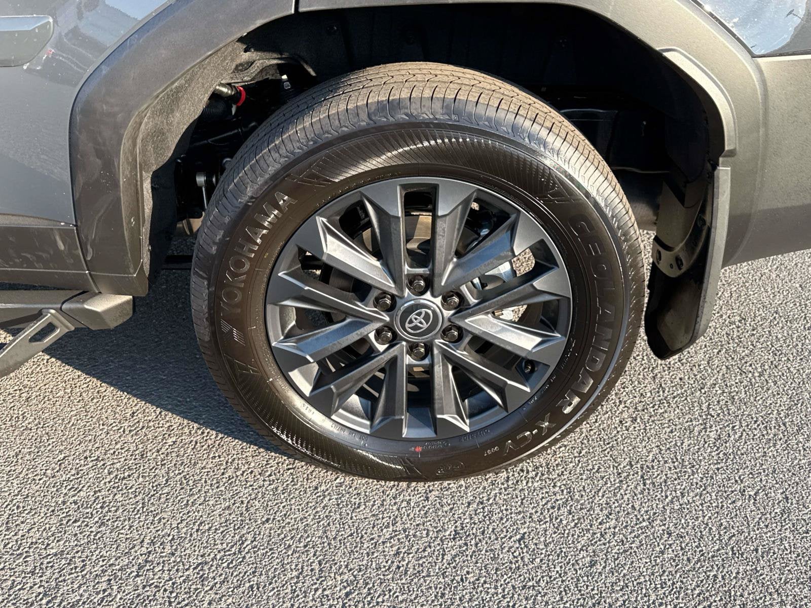 2027 Toyota Land Cruiser 4WD (Natl)