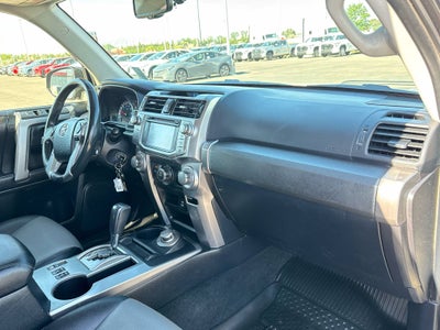 2017 Toyota 4Runner SR5 Premium