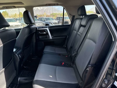 2020 Toyota 4RUNNER SR5 Premium