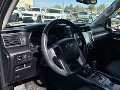 2020 Toyota 4RUNNER SR5 Premium