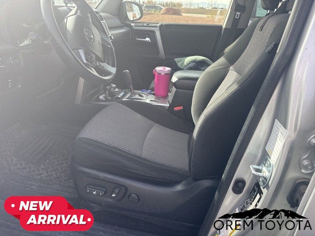 2021 Toyota 4RUNNER SR5