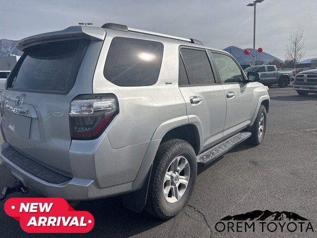 2021 Toyota 4RUNNER SR5
