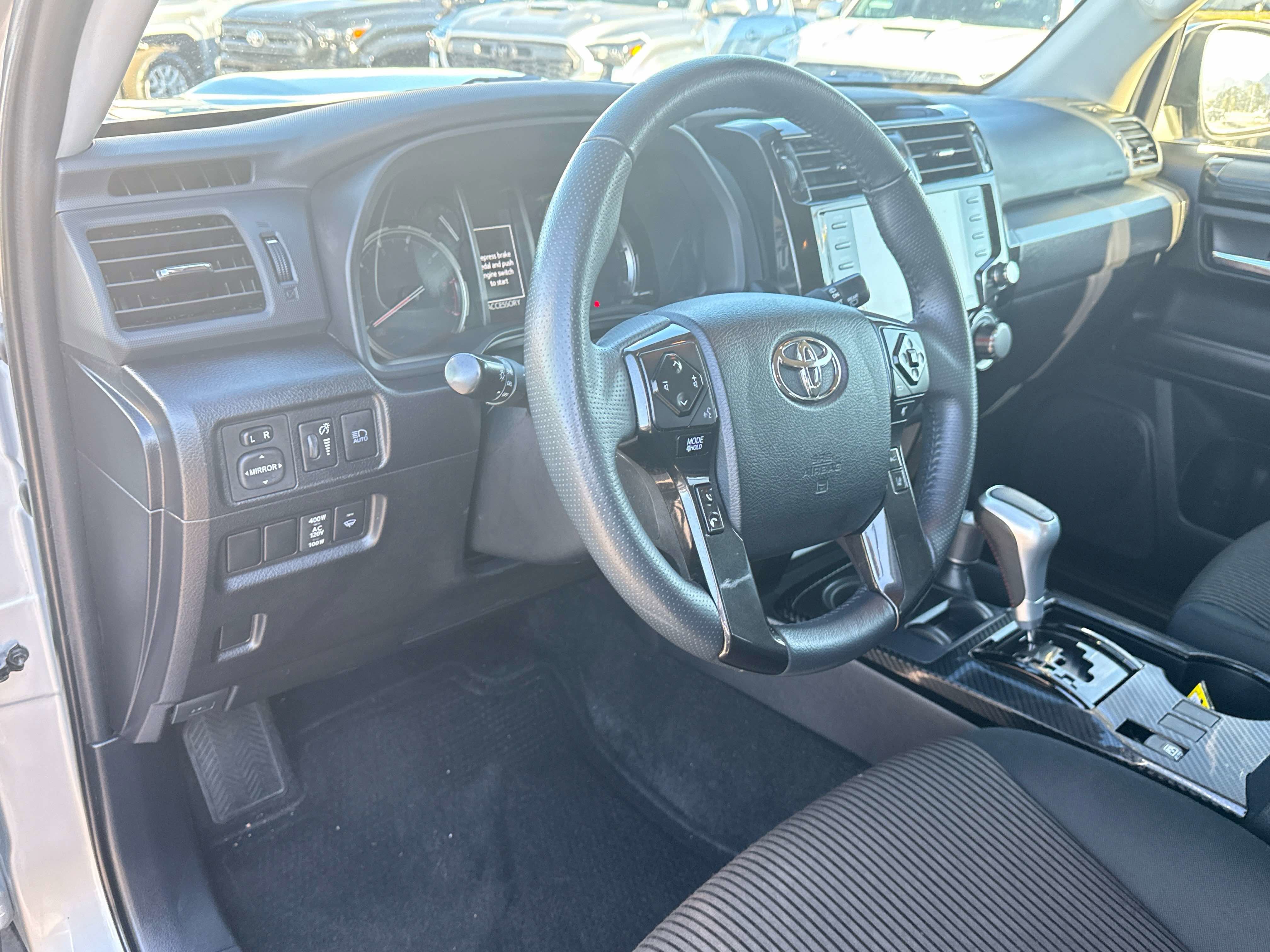 2024 Toyota 4RUNNER TRD Off Road