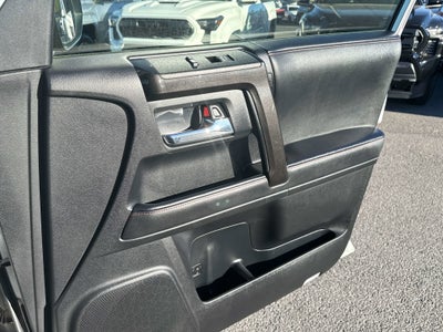 2024 Toyota 4RUNNER TRD Off Road