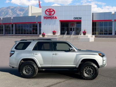 2024 Toyota 4RUNNER TRD Off Road
