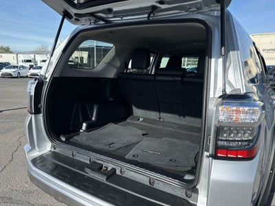 2022 Toyota 4RUNNER TRD Off Road Premium