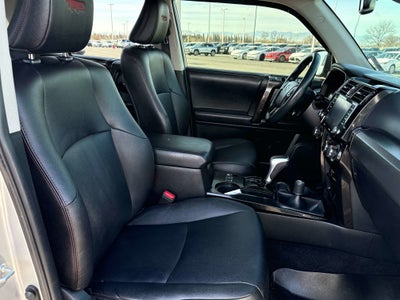 2022 Toyota 4RUNNER TRD Off Road Premium