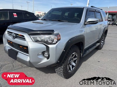 2022 Toyota 4RUNNER TRD Off Road Premium