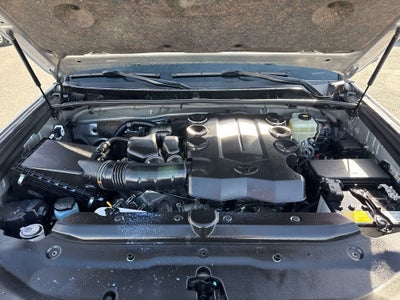 2022 Toyota 4RUNNER TRD Off Road Premium