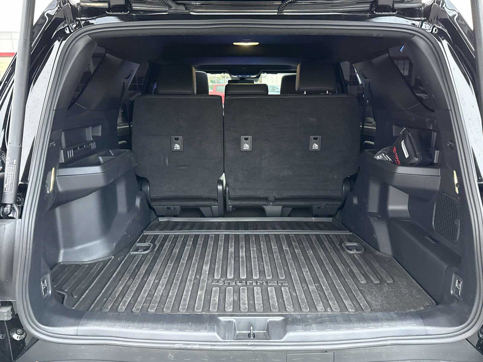 2025 Toyota 4RUNNER TRD Off Road Premium