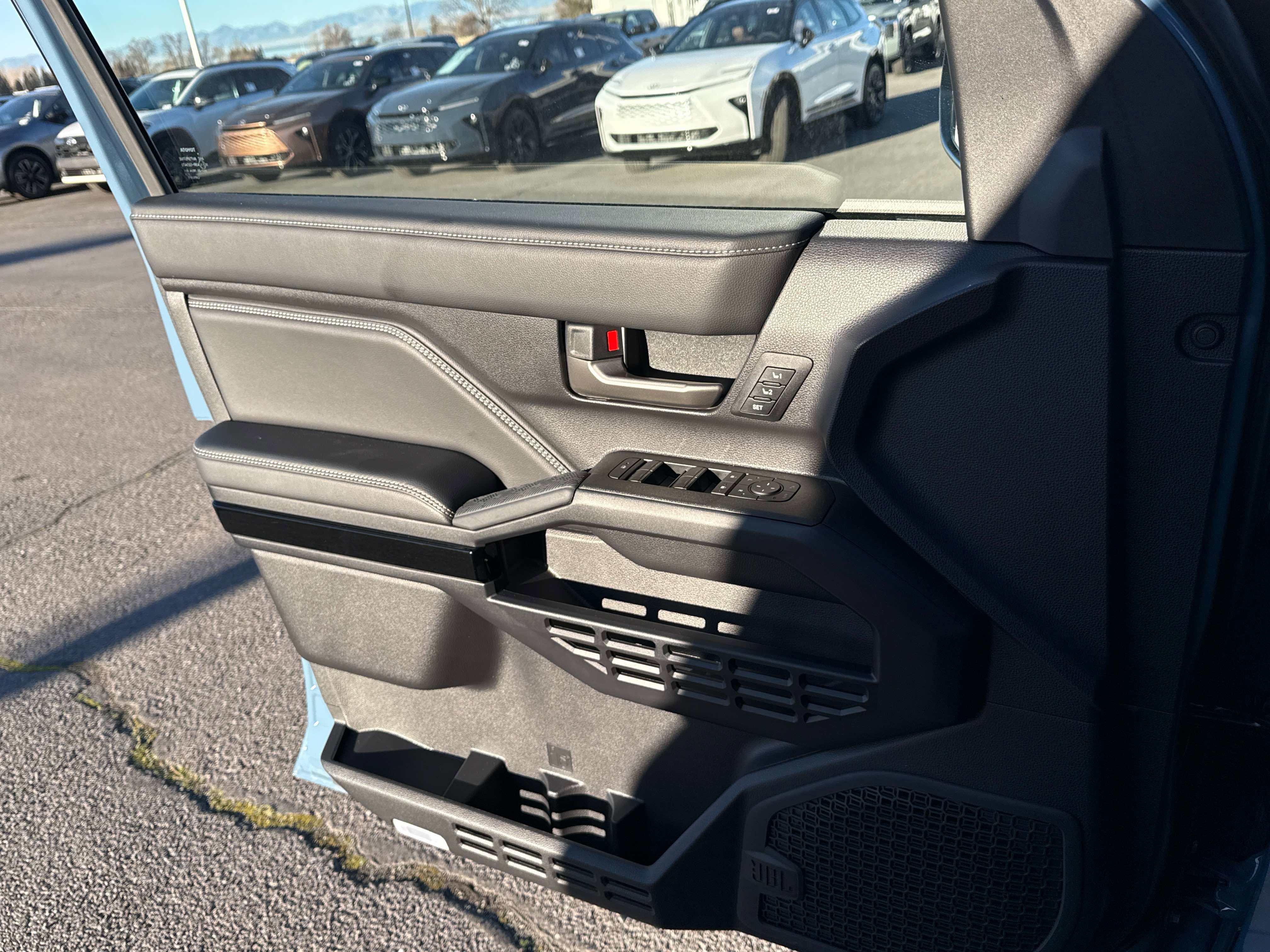 2025 Toyota 4RUNNER Limited