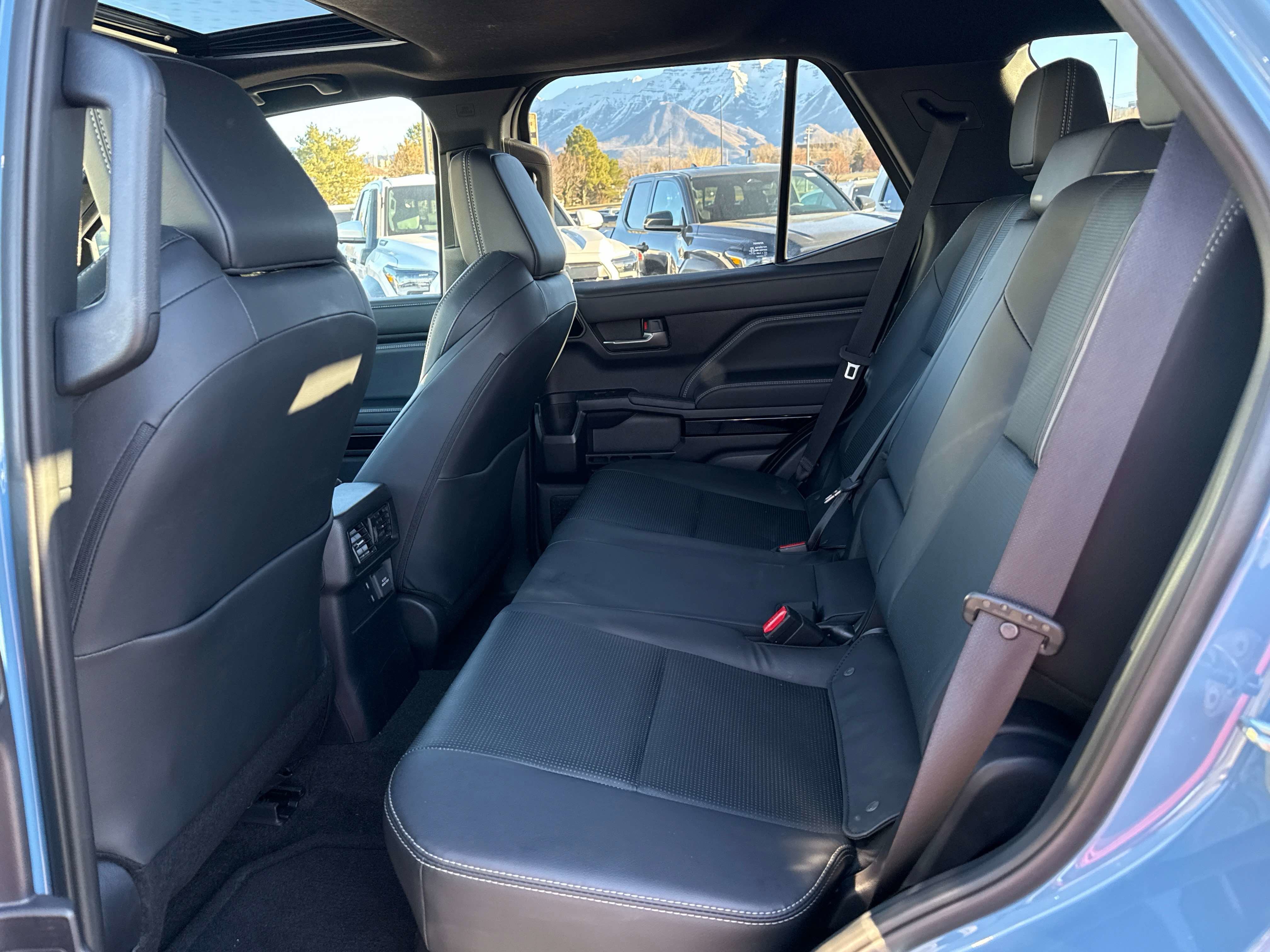 2025 Toyota 4RUNNER Limited