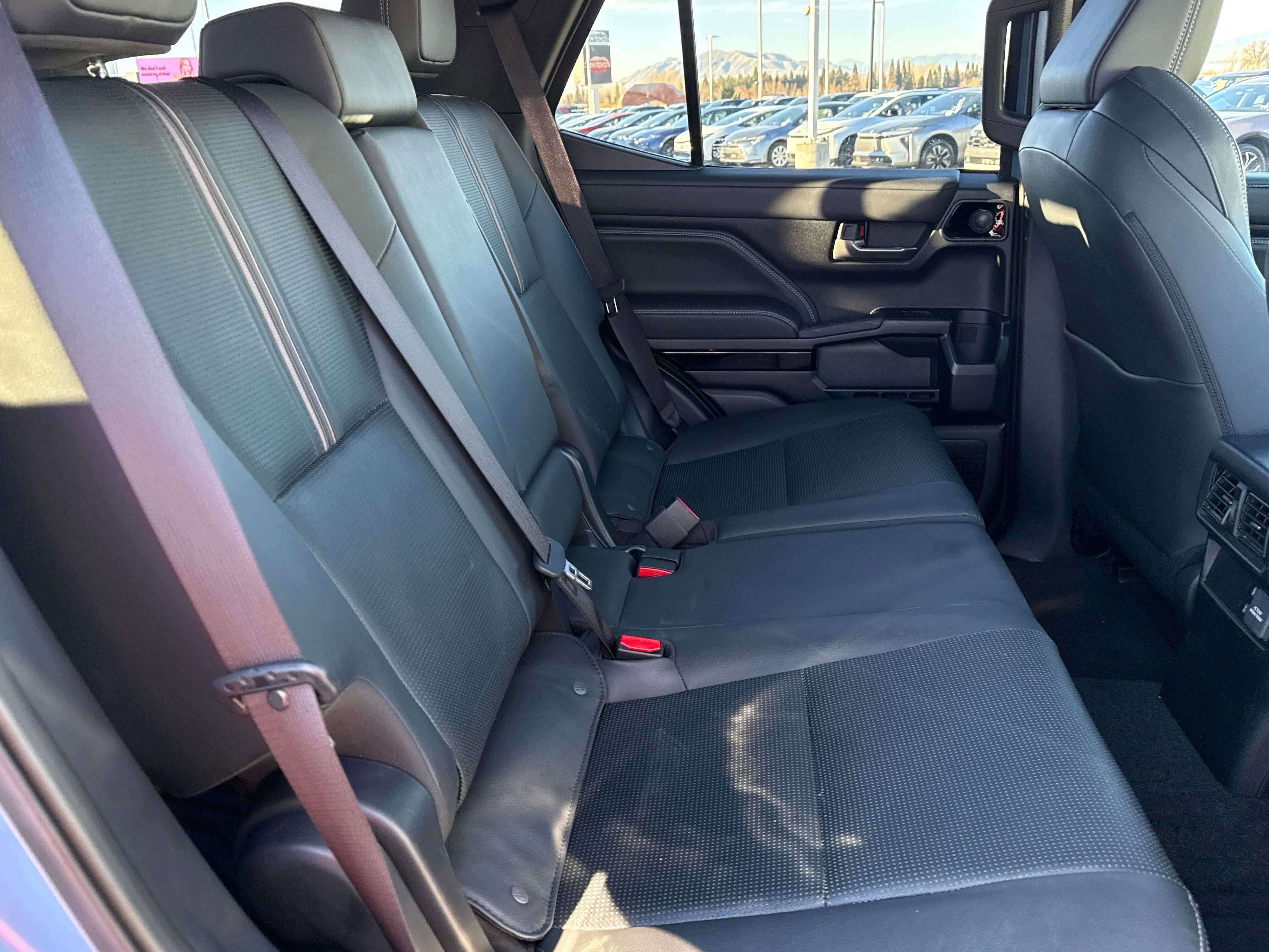 2025 Toyota 4RUNNER Limited