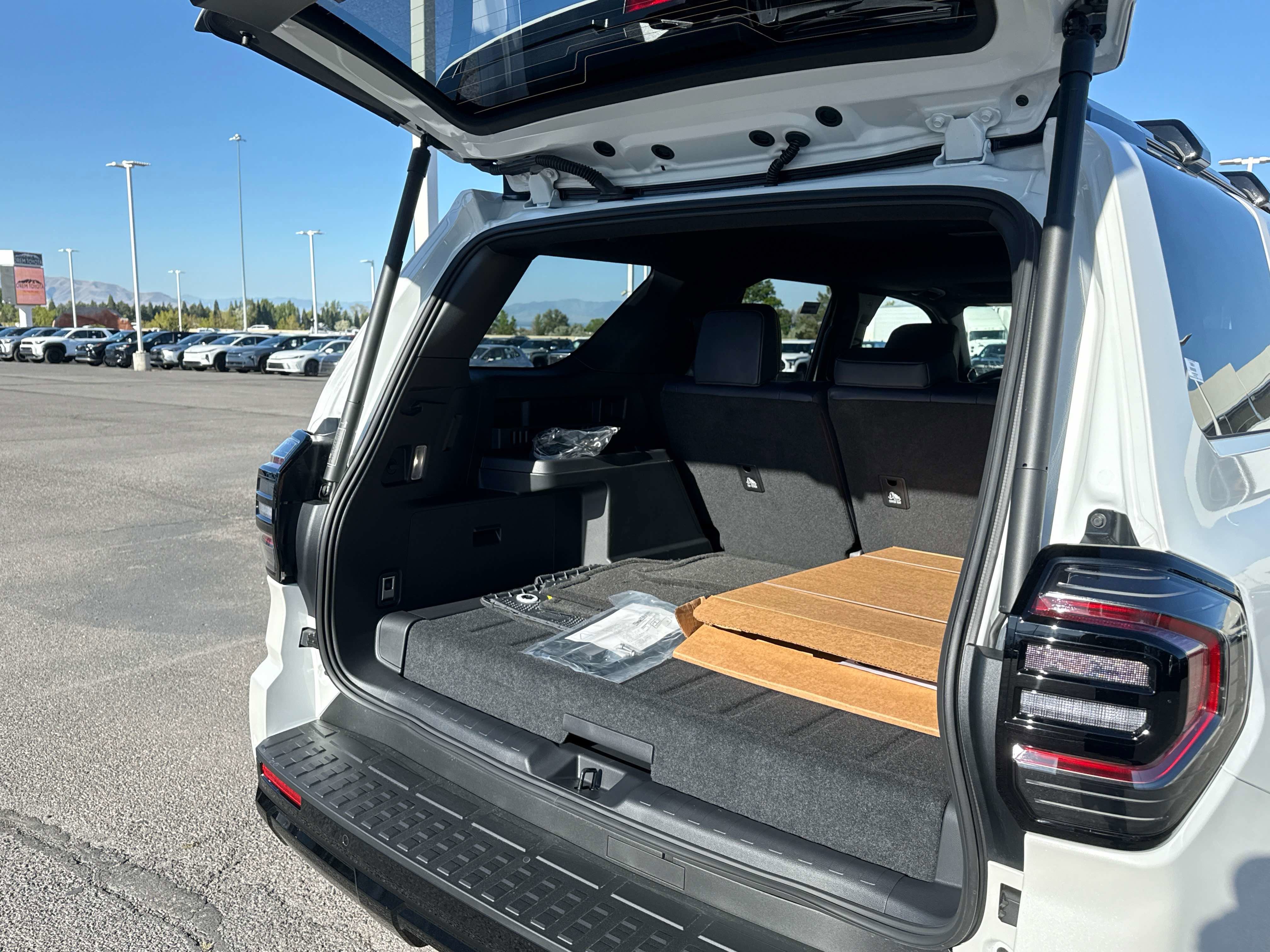 2026 Toyota 4Runner i-FORCE MAX Platinum