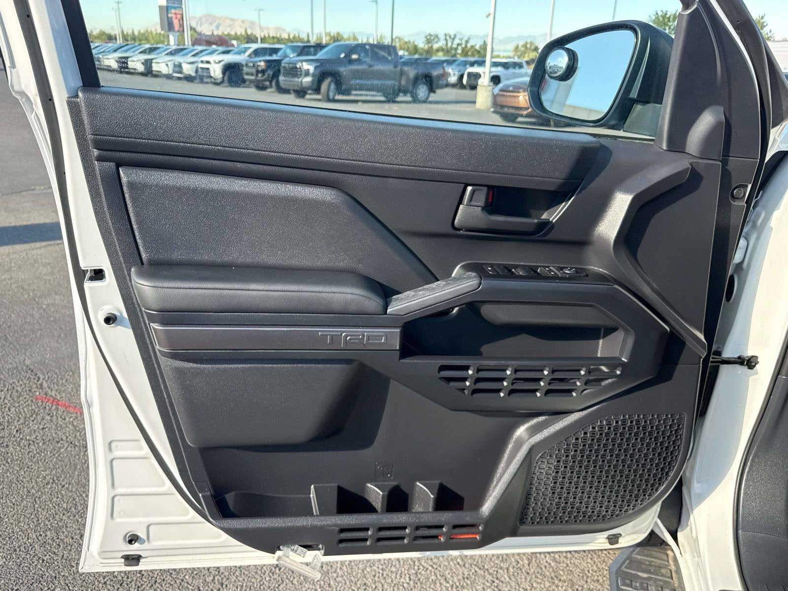 2025 Toyota 4Runner i-FORCE MAX Hybrid TRD Off Road