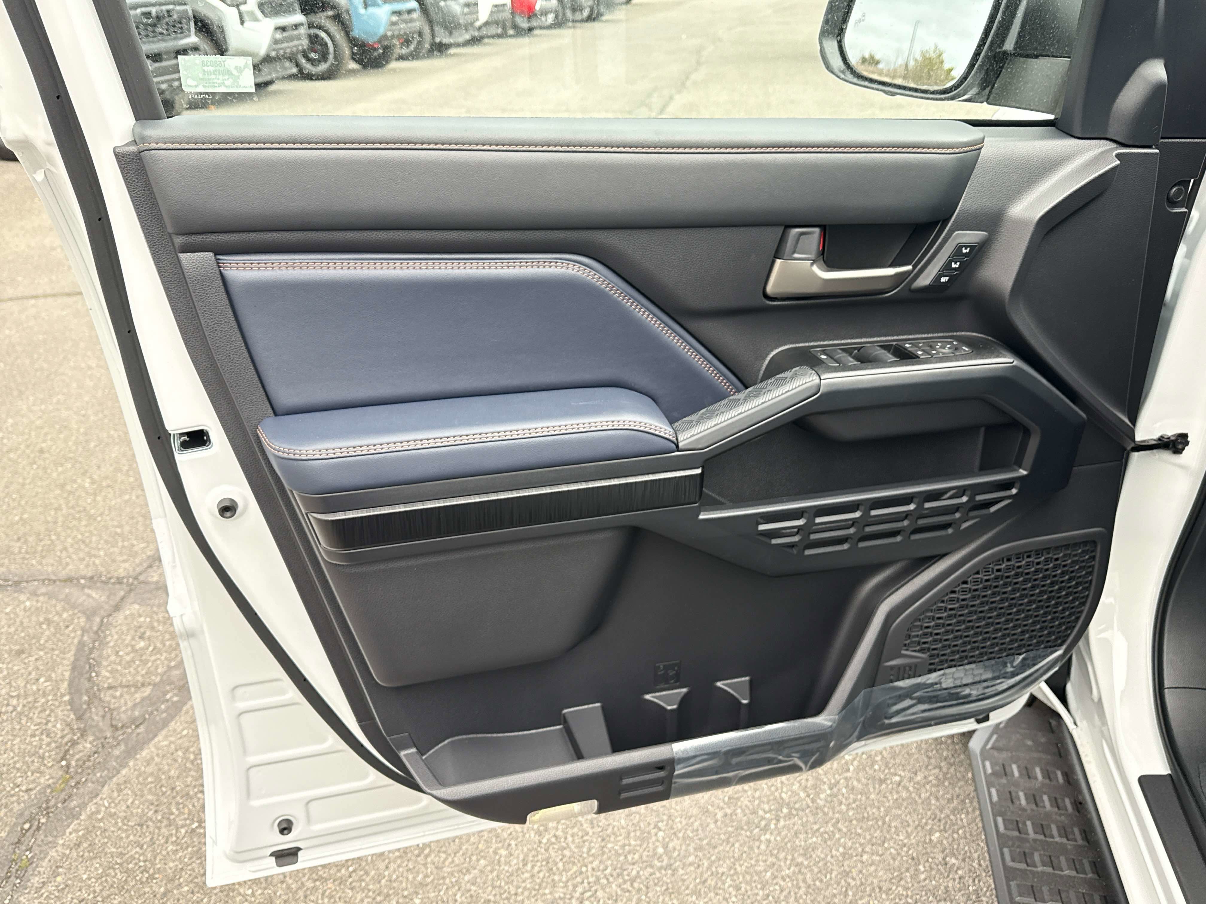 2026 Toyota 4Runner i-FORCE MAX Platinum