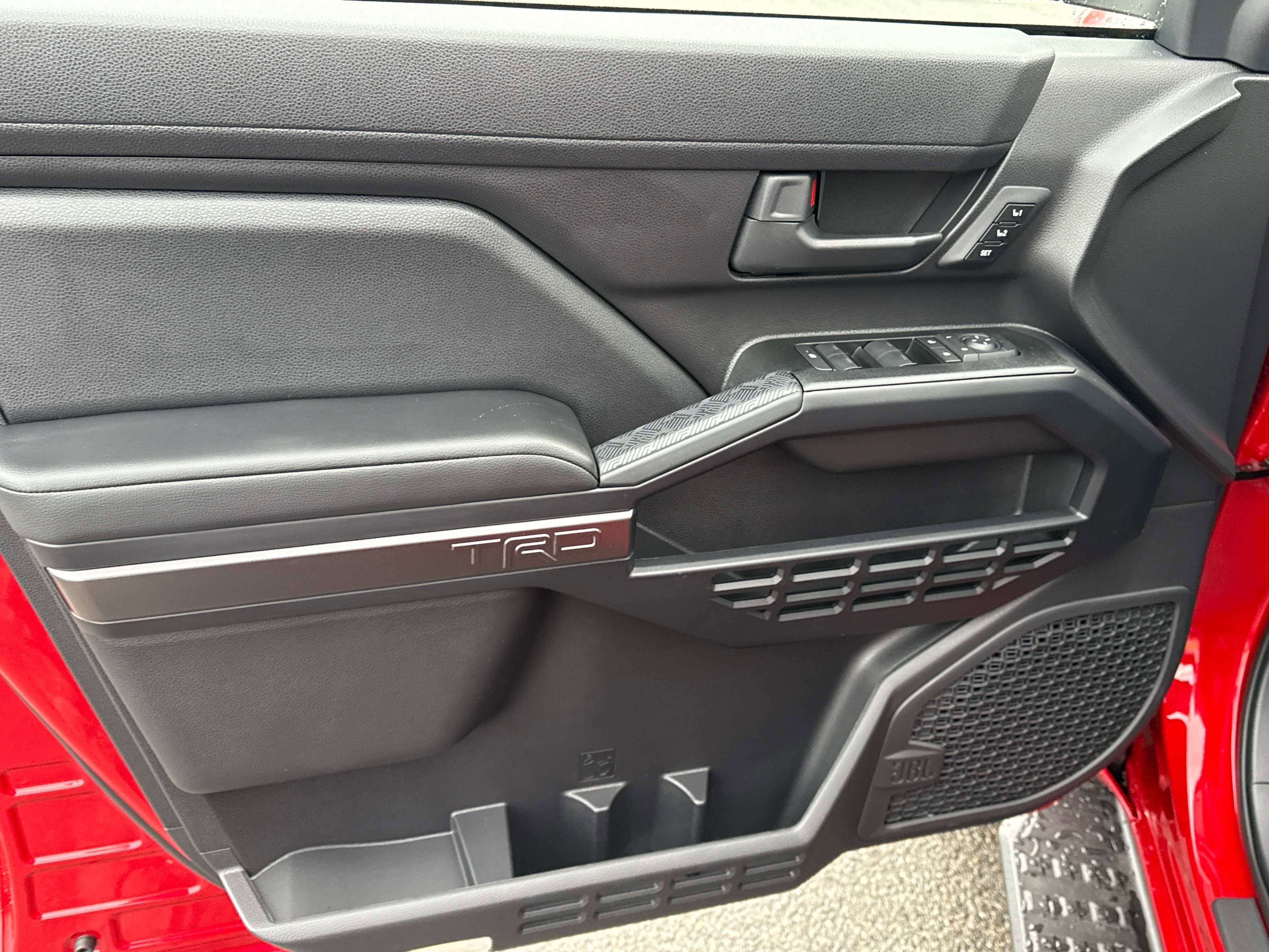 2026 Toyota 4Runner i-FORCE MAX TRD Off-Road Premium i-FORCE MAX