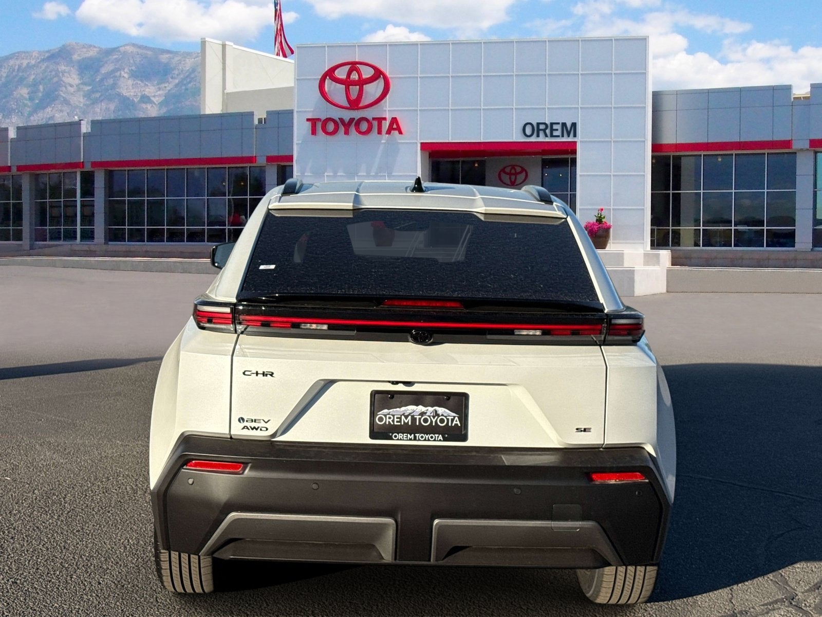 2026 Toyota C-HR SE