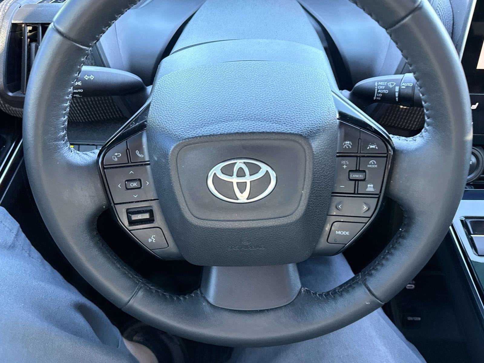 2023 Toyota bZ4X Limited