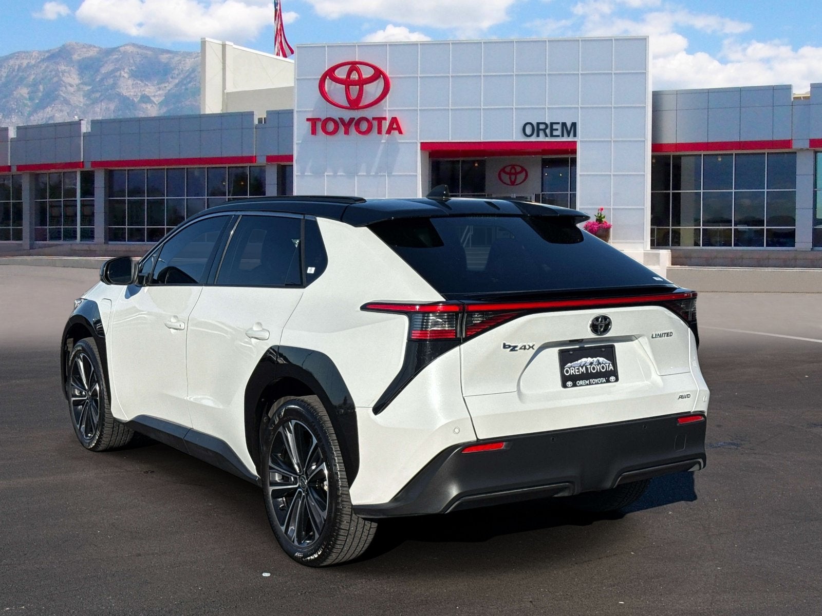 2023 Toyota bZ4X Limited