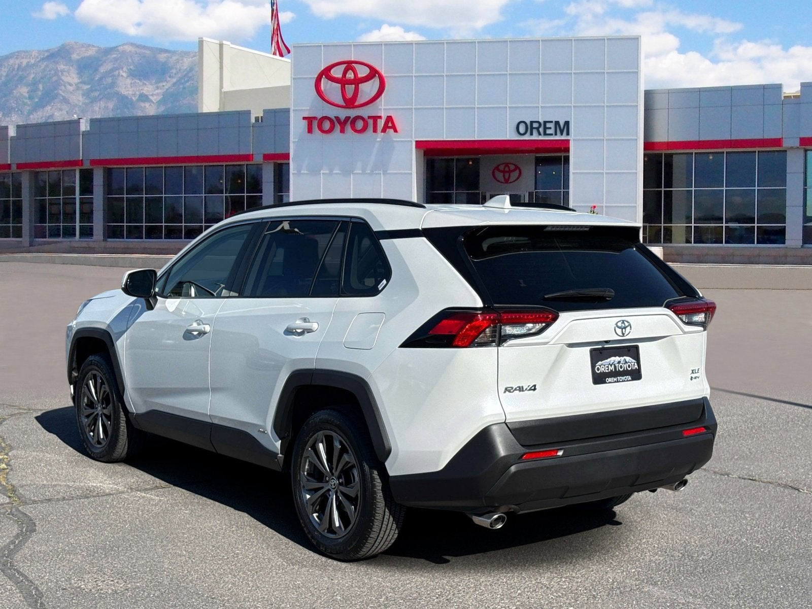 2025 Toyota RAV4 HYBRID Hybrid XLE Premium