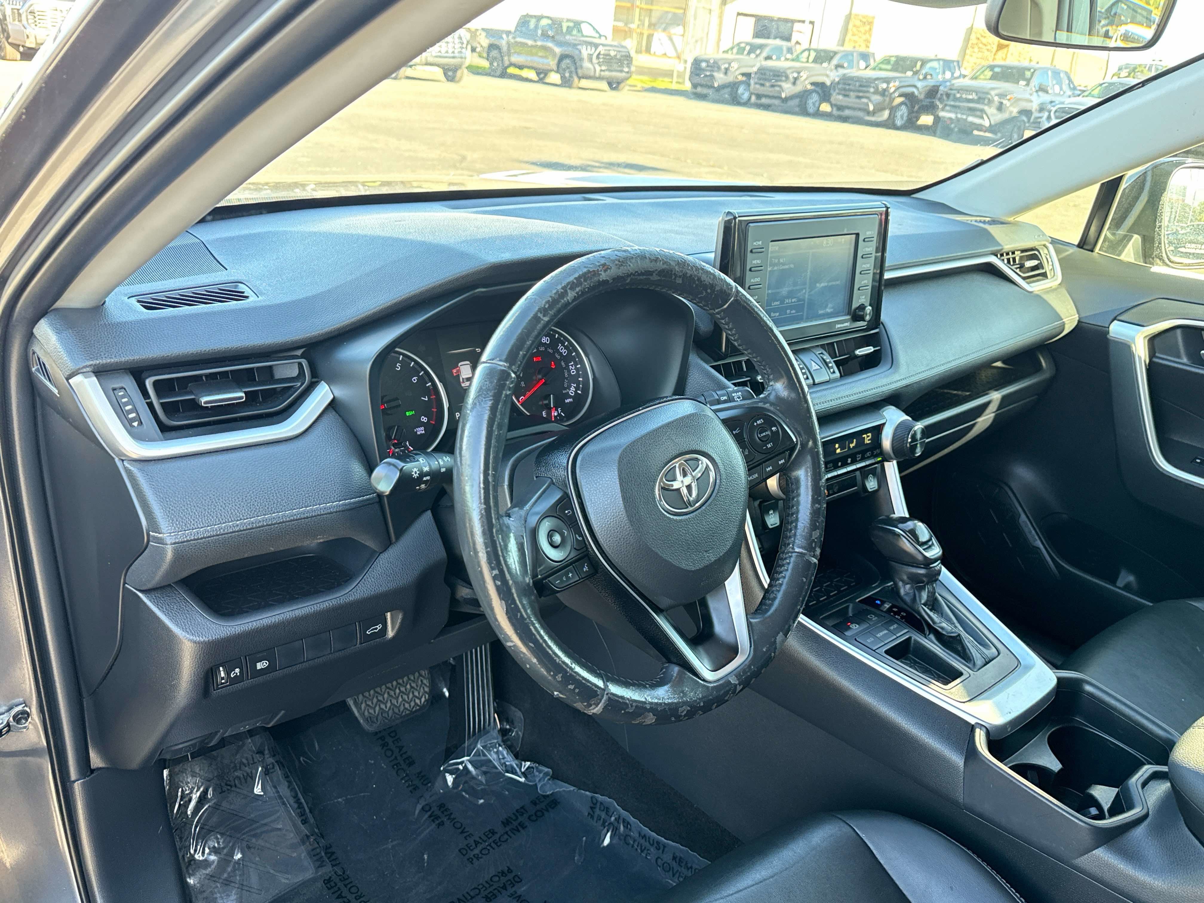 2020 Toyota RAV4 XLE Premium