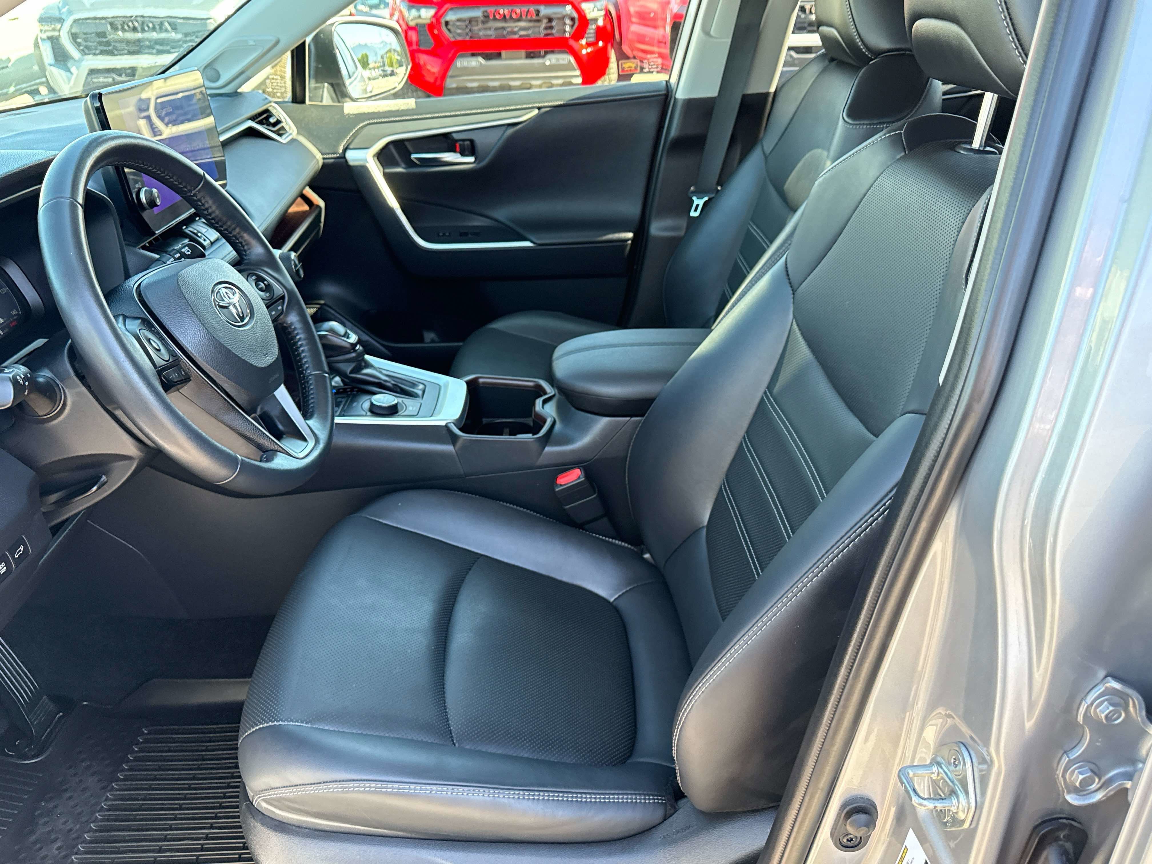 2023 Toyota RAV4 HYBRID Hybrid Limited