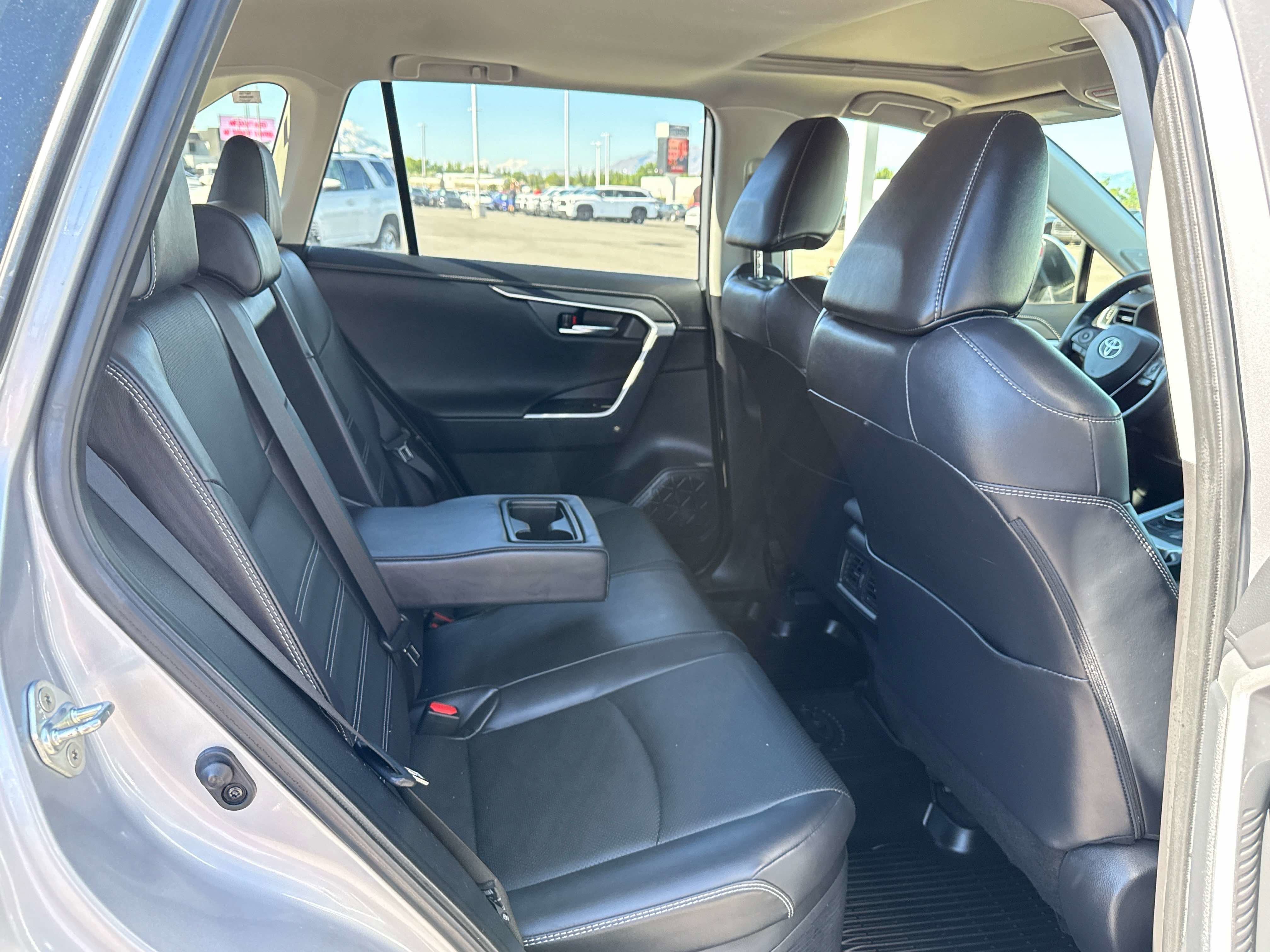 2023 Toyota RAV4 HYBRID Hybrid Limited