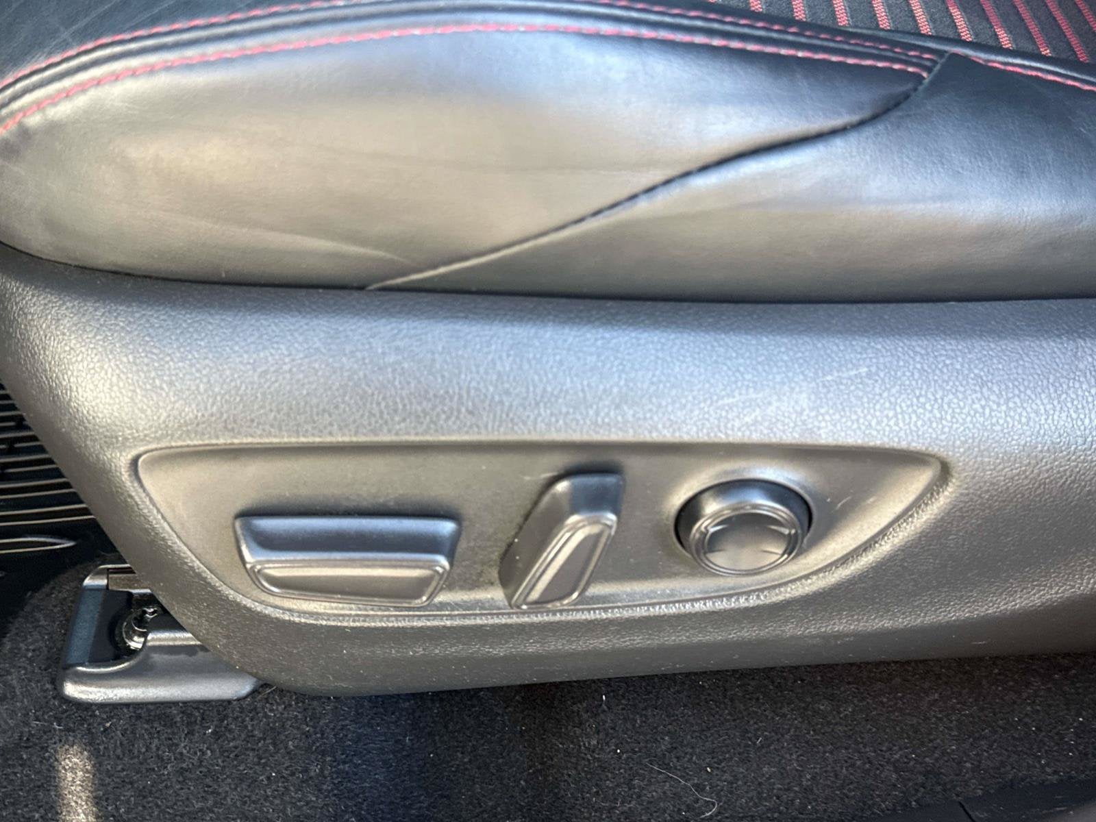2021 Toyota RAV4 XSE - Photo 32