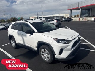 2020 Toyota RAV4 LE