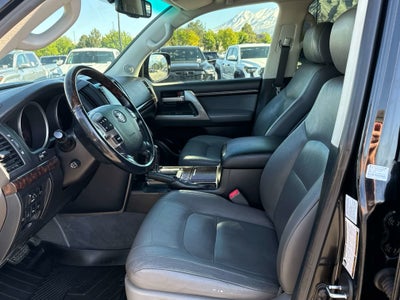 2009 Toyota LAND CRUISER 4dr 4WD (Natl)