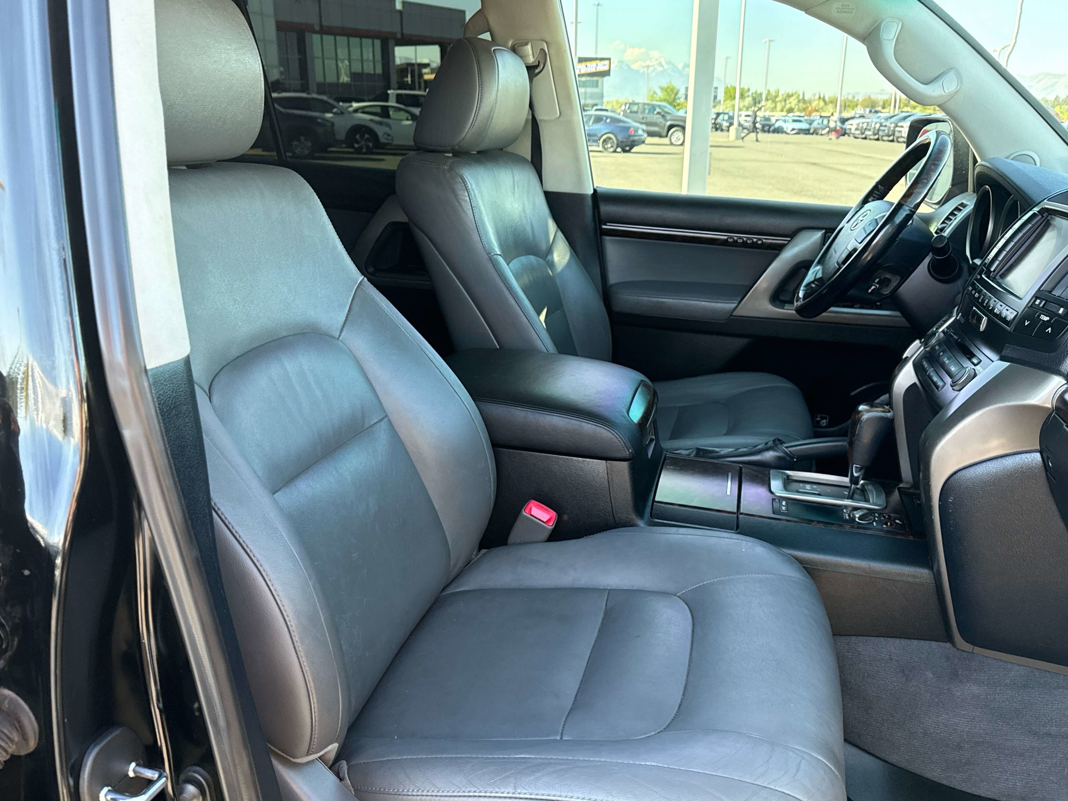 2009 Toyota LAND CRUISER 4dr 4WD (Natl)