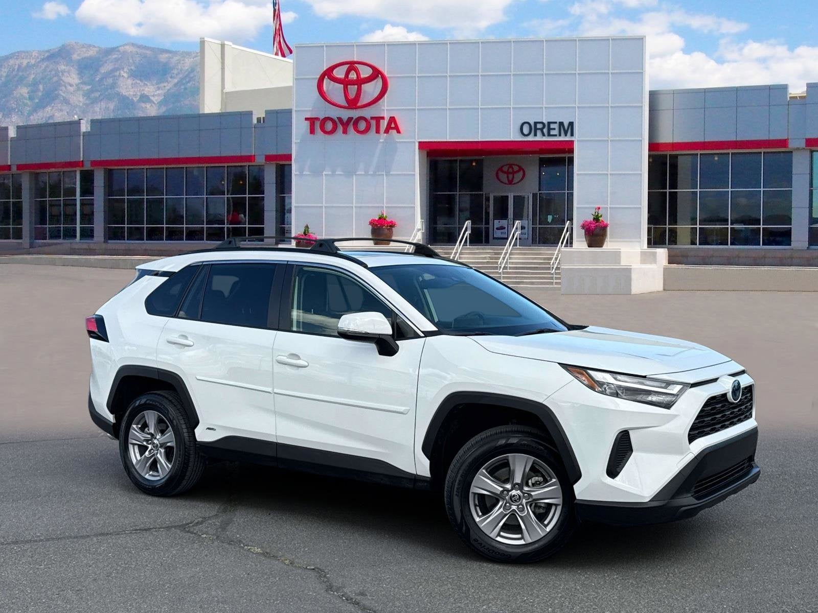 2024 Toyota RAV4 HYBRID Hybrid XLE