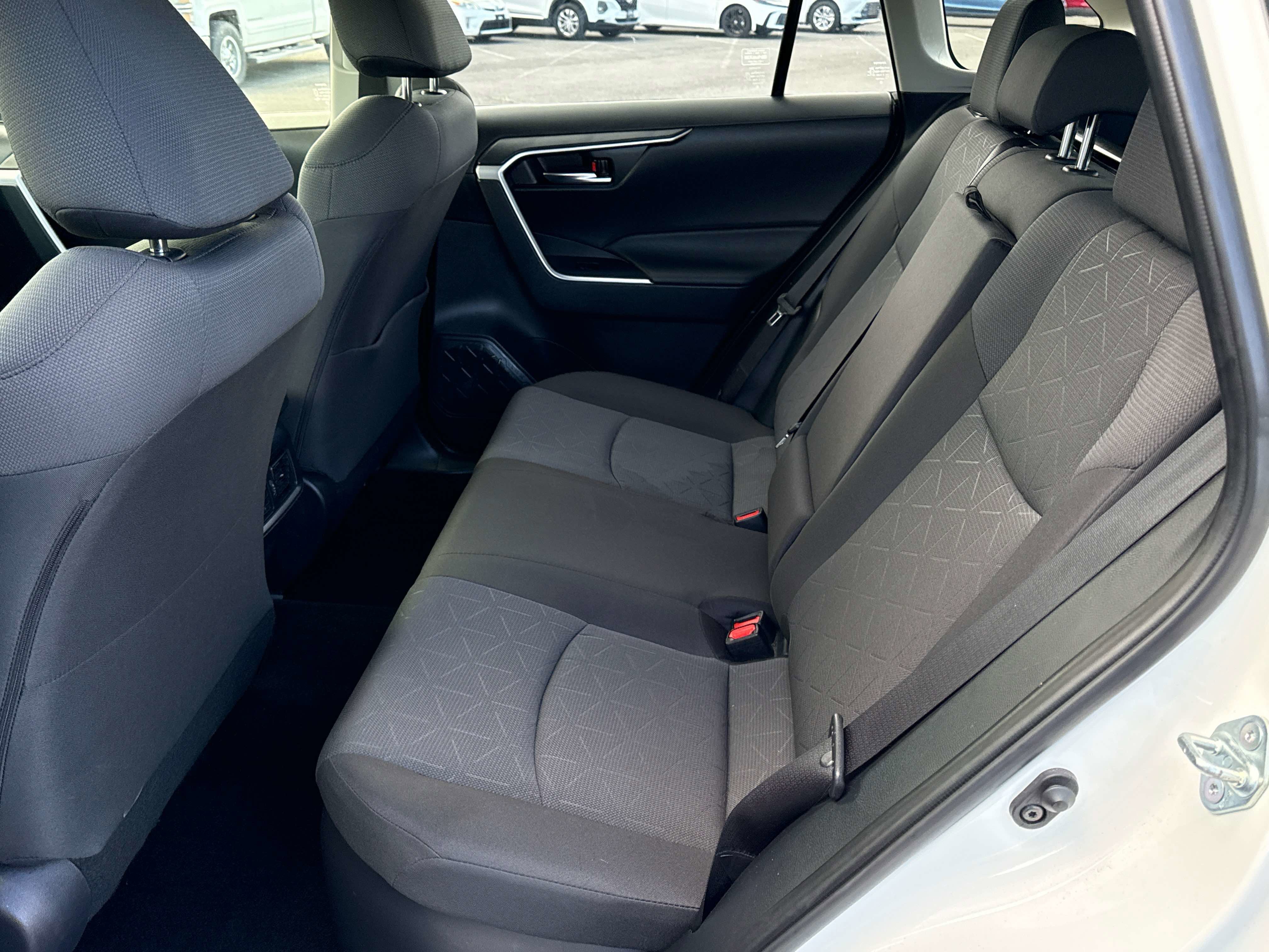 2024 Toyota RAV4 HYBRID Hybrid XLE