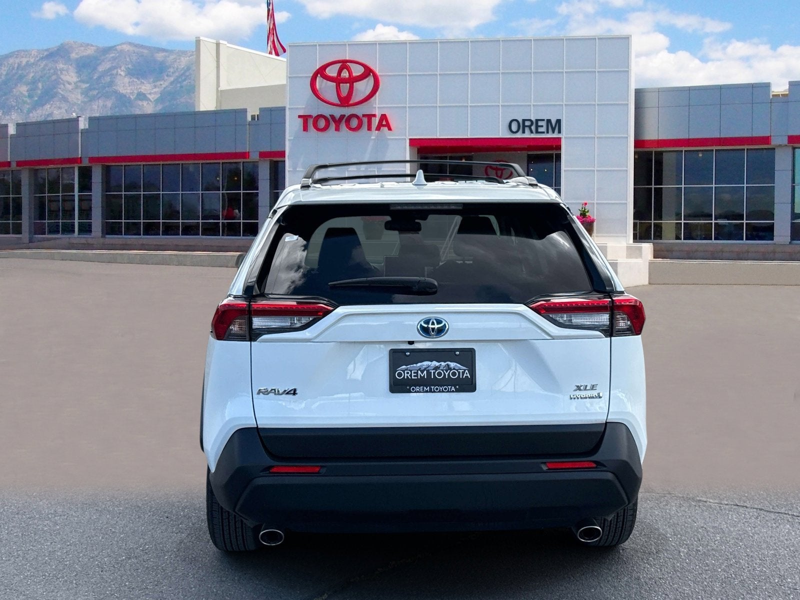 2024 Toyota RAV4 HYBRID Hybrid XLE