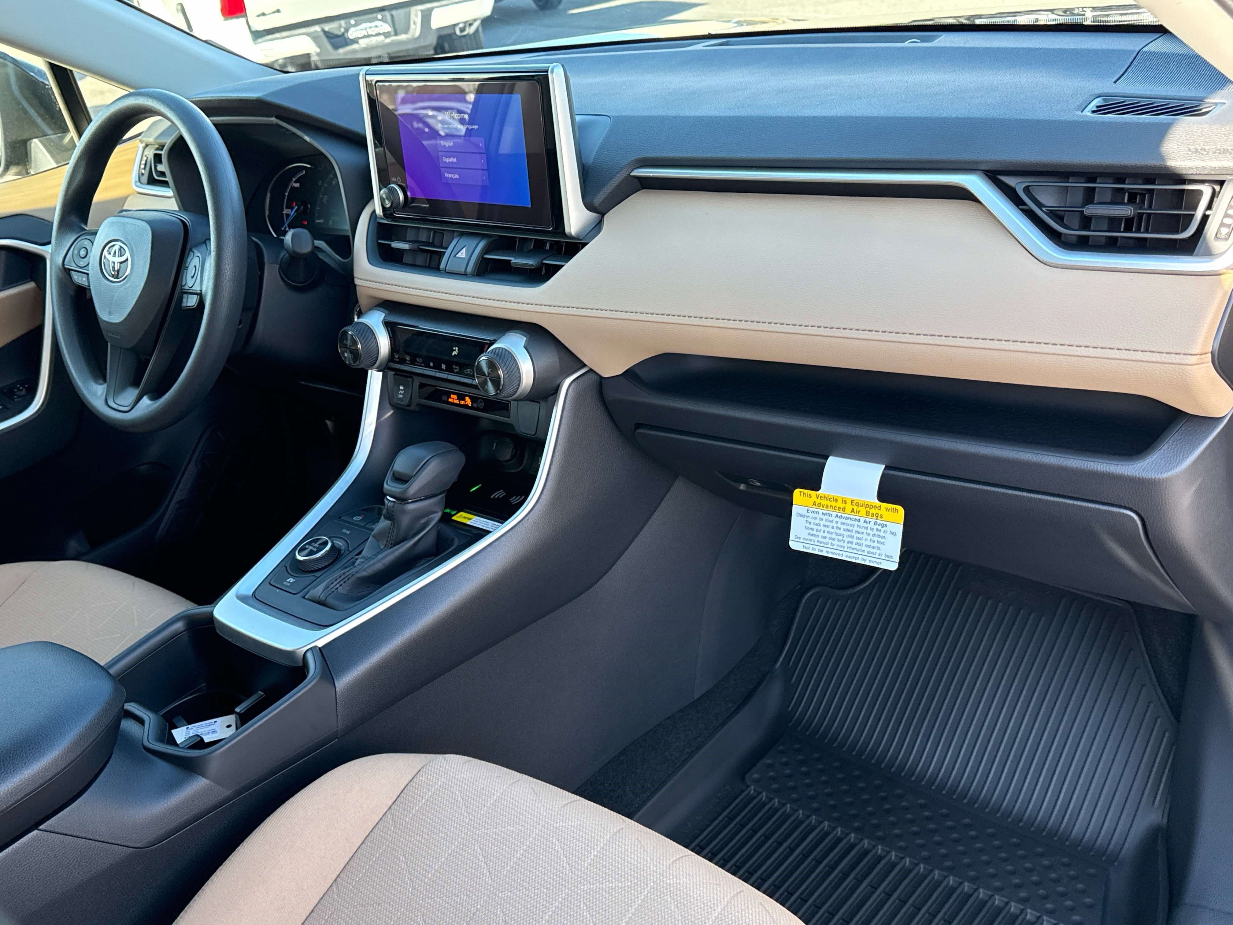 2025 Toyota RAV4 HYBRID Hybrid XLE