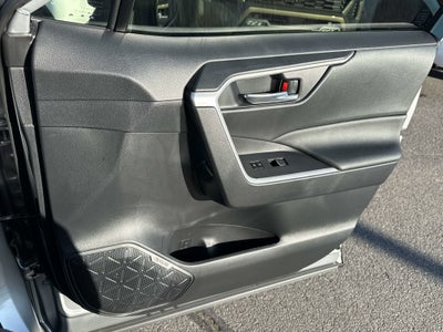 2025 Toyota RAV4 HYBRID Hybrid XLE