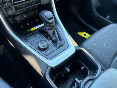 2025 Toyota RAV4 HYBRID Hybrid XLE