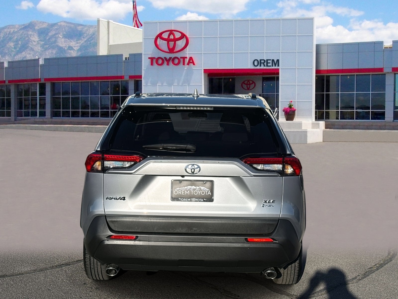 2025 Toyota RAV4 HYBRID Hybrid XLE