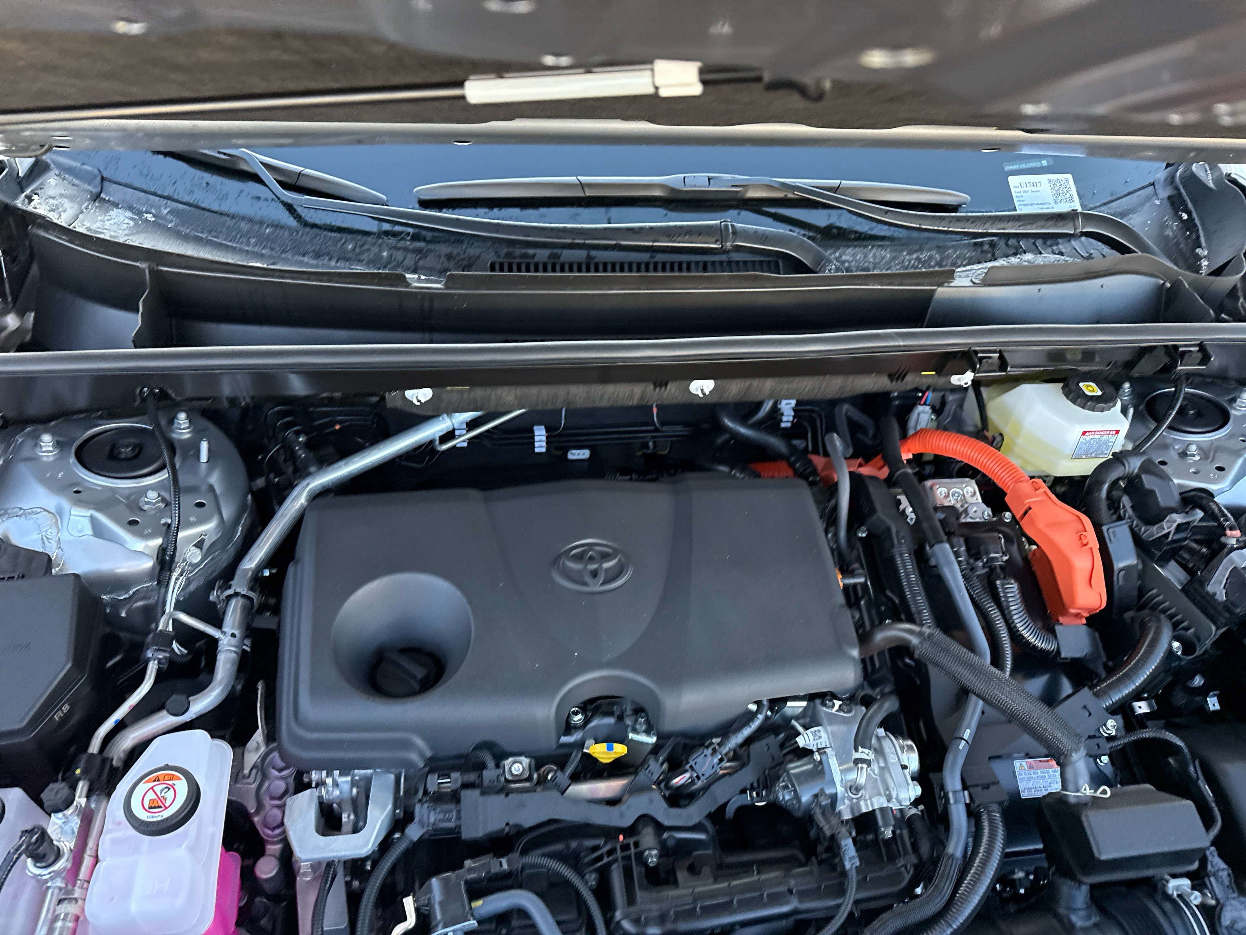 2025 Toyota RAV4 HYBRID Hybrid XLE