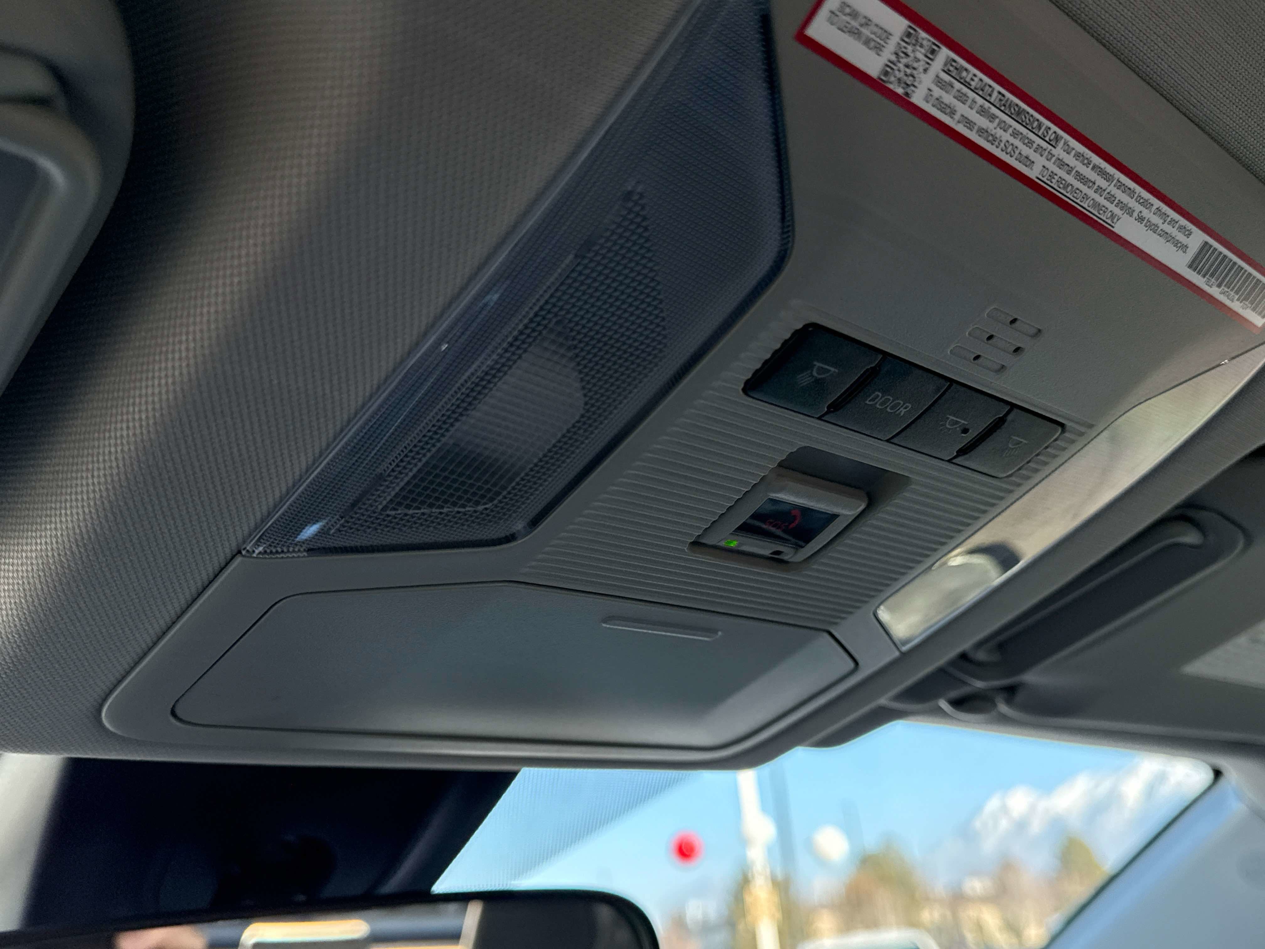 2025 Toyota RAV4 HYBRID Hybrid XLE