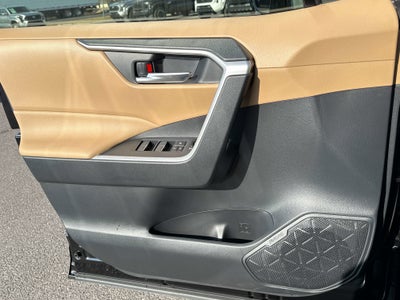 2025 Toyota RAV4 HYBRID Hybrid XLE