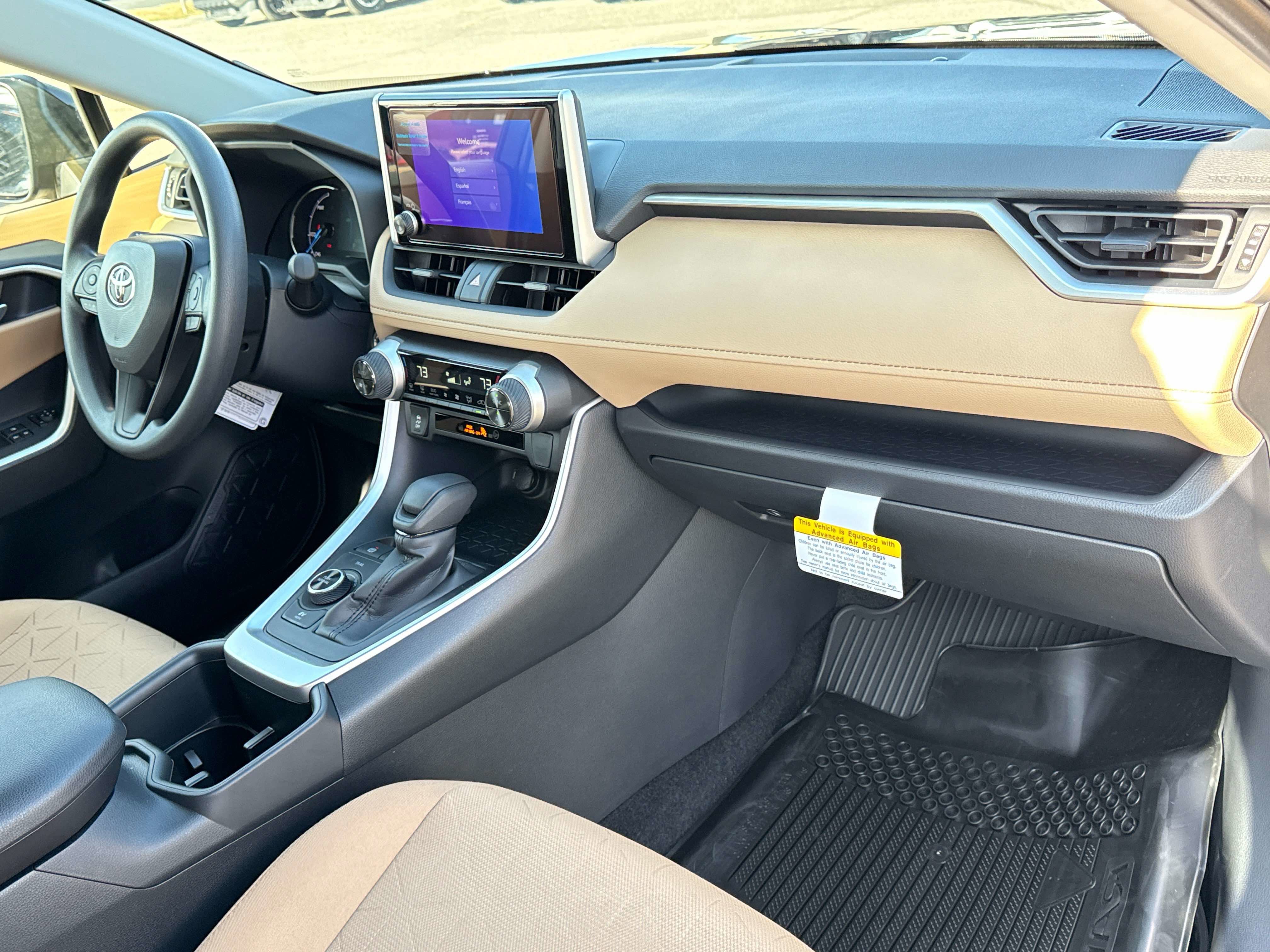 2025 Toyota RAV4 HYBRID Hybrid XLE