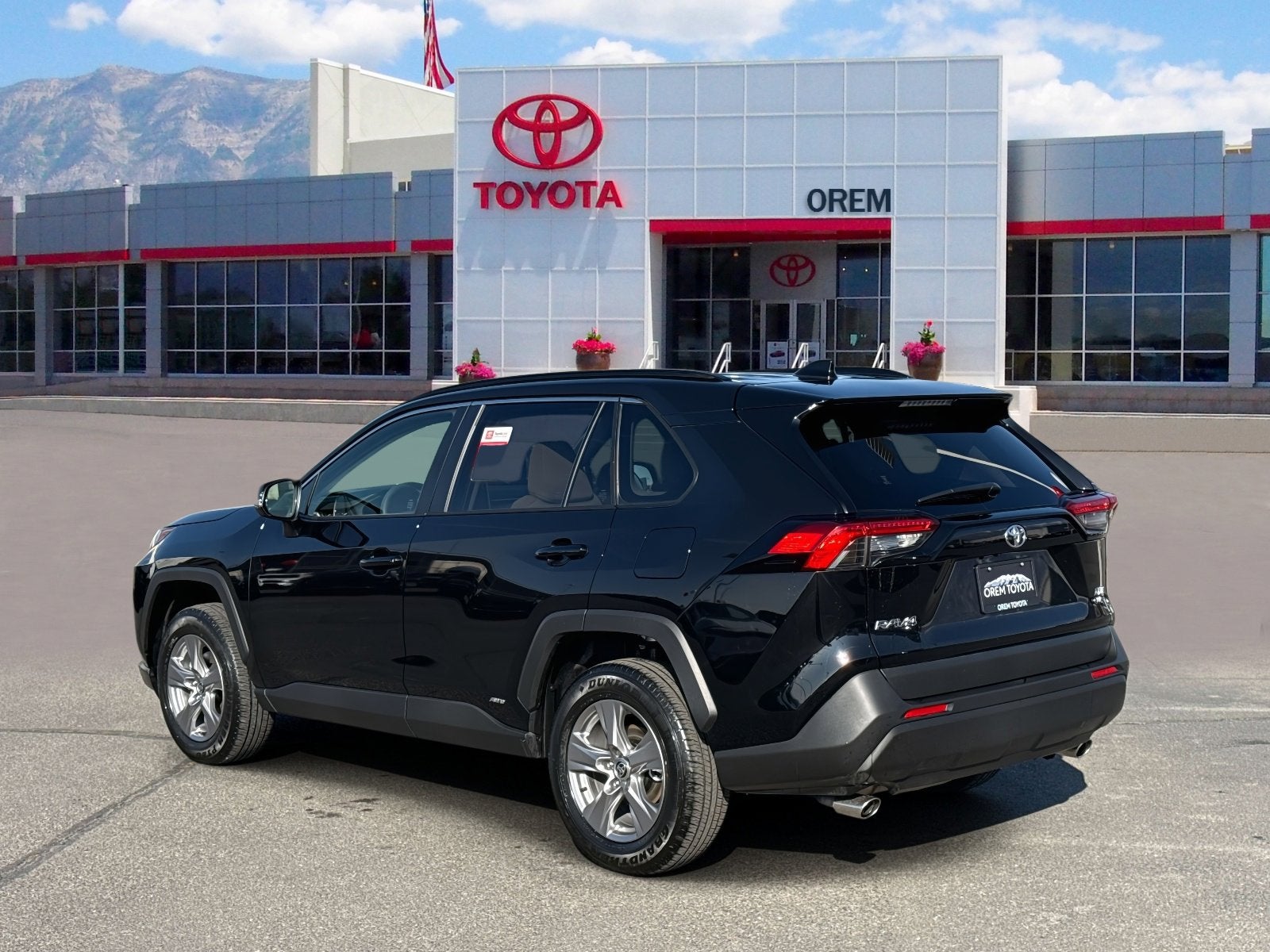 2025 Toyota RAV4 HYBRID Hybrid XLE