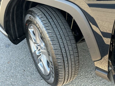 2025 Toyota RAV4 HYBRID Hybrid XLE