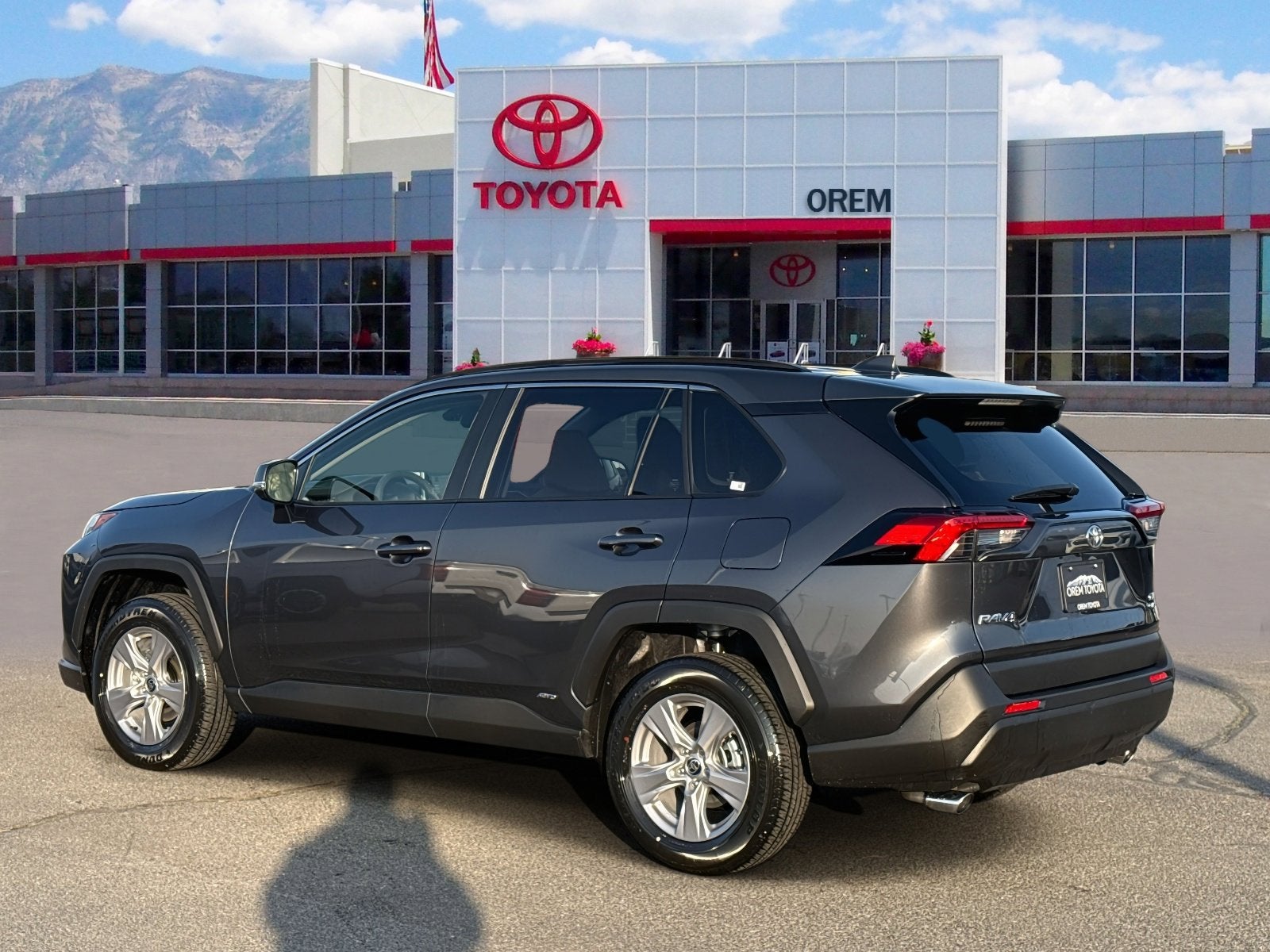 2025 Toyota RAV4 HYBRID Hybrid XLE