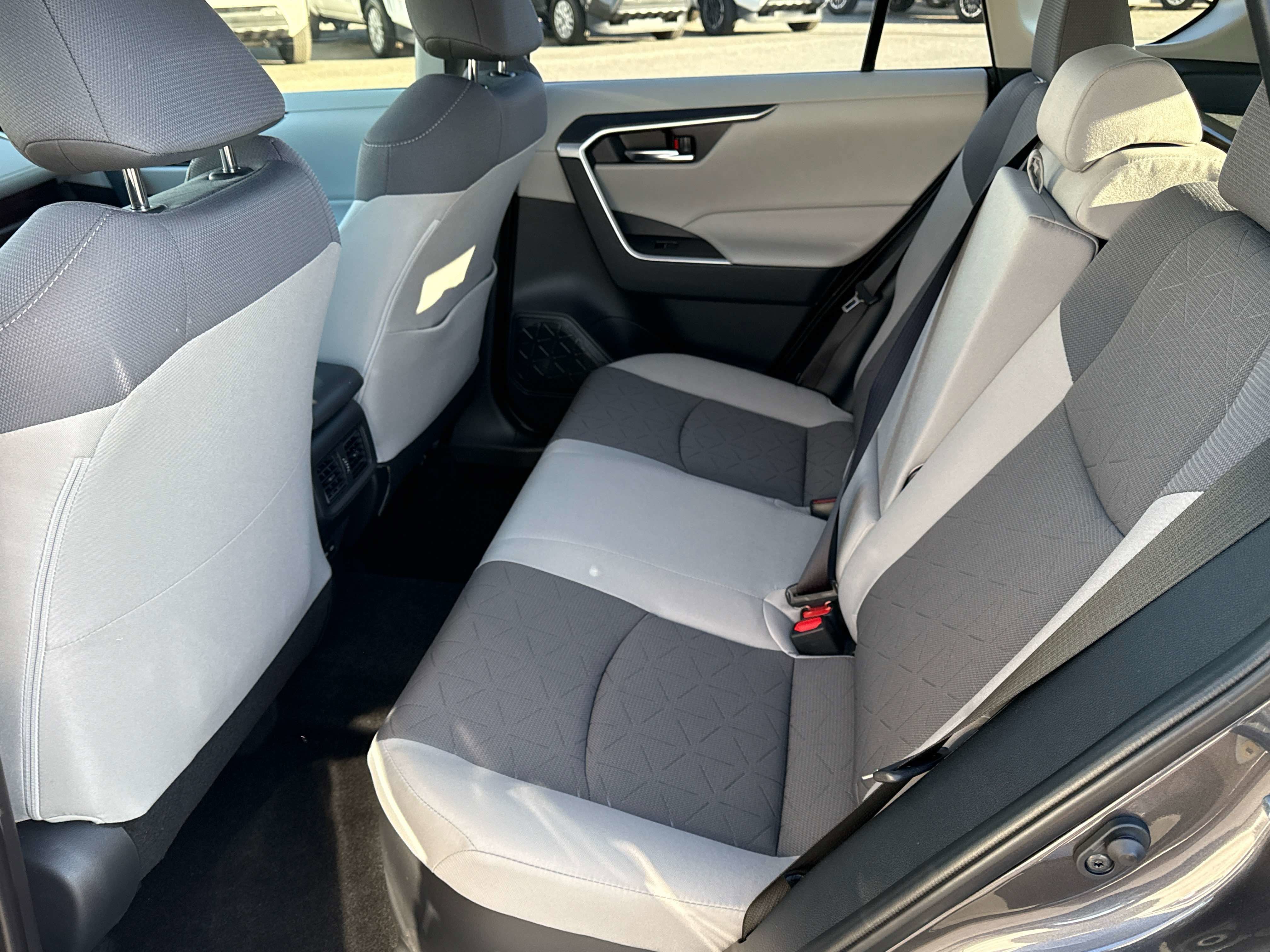 2025 Toyota RAV4 HYBRID Hybrid XLE