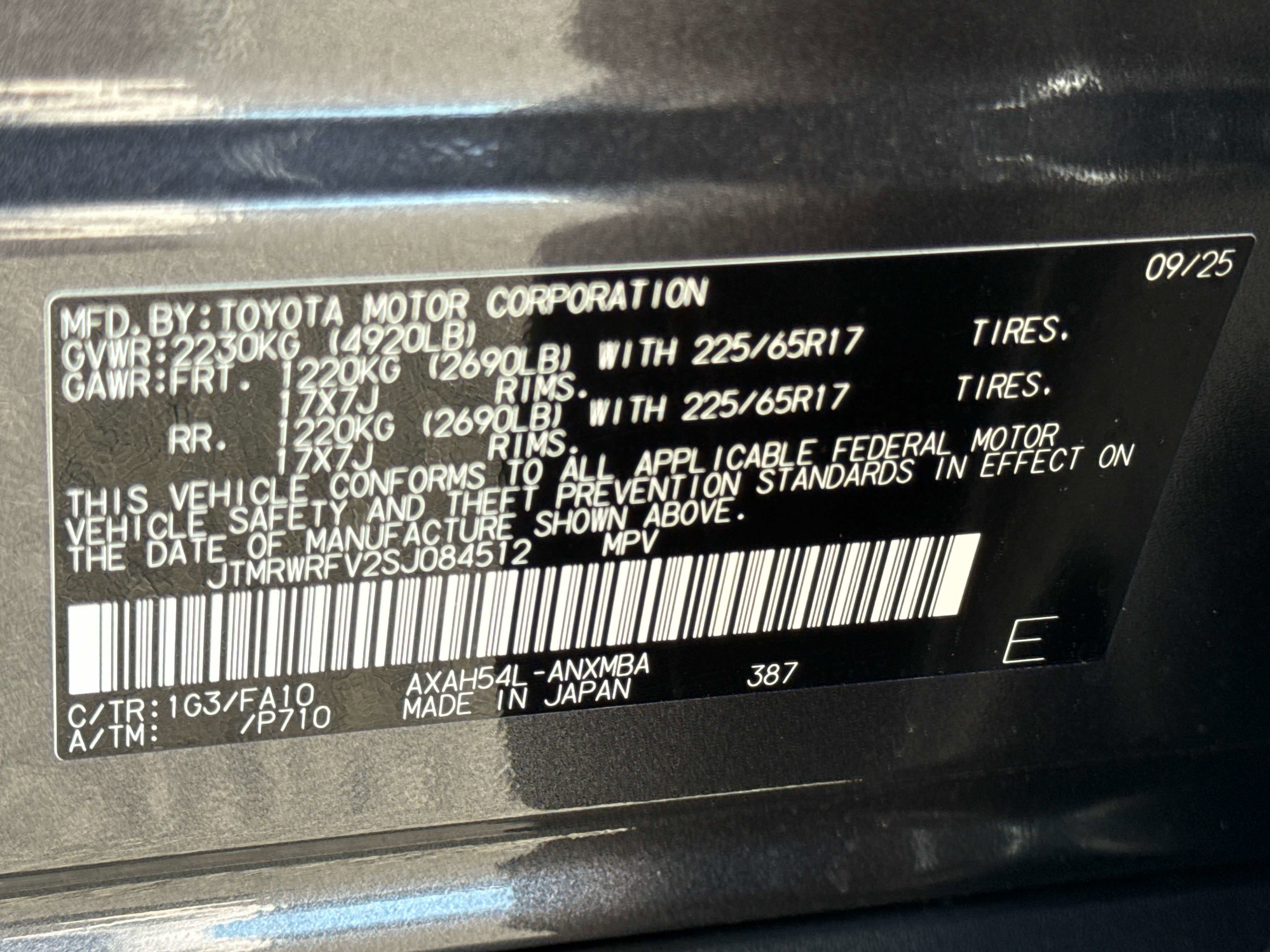 2025 Toyota RAV4 HYBRID Hybrid XLE