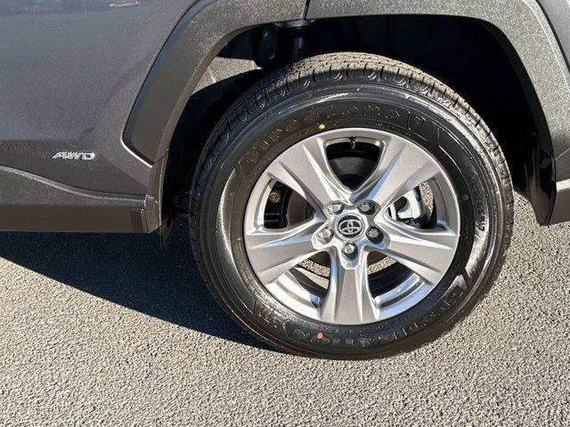 2025 Toyota RAV4 HYBRID Hybrid XLE