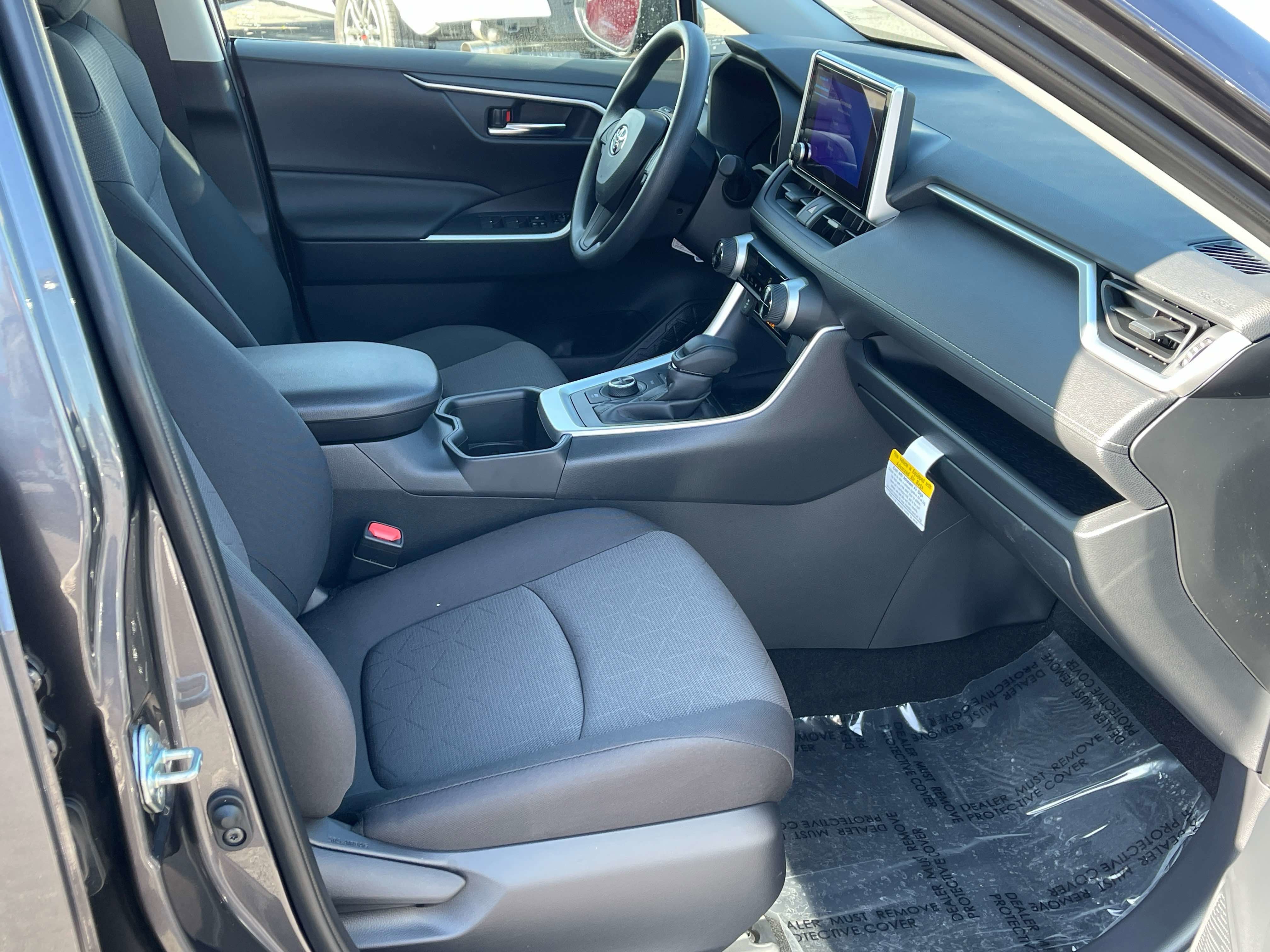 2025 Toyota RAV4 HYBRID Hybrid XLE